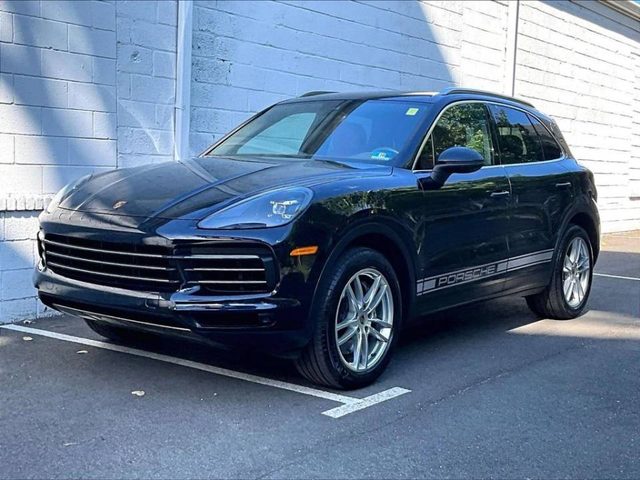 2021 Porsche Cayenne AWD photo