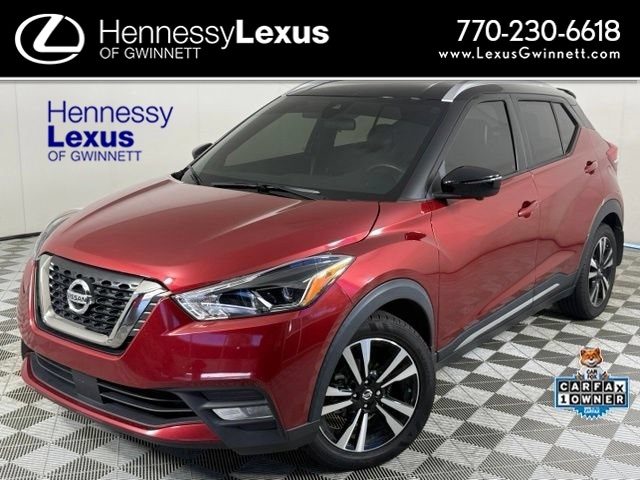 2020 Nissan Kicks SR FWD photo