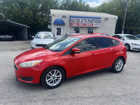 2017 Ford Focus SE FWD photo
