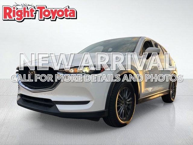 2021 Mazda CX-5 Touring FWD photo