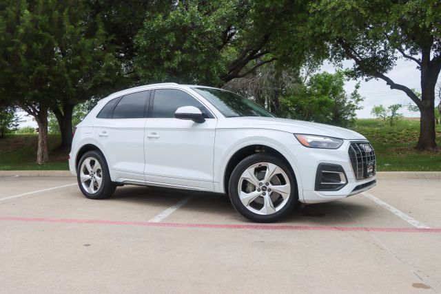 2021 Audi Q5 Premium Plus AWD photo
