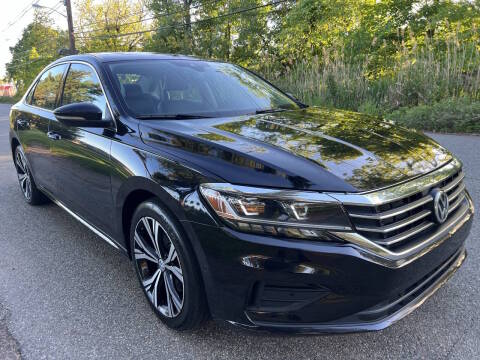 2020 Volkswagen Passat 2.0T SEL FWD photo