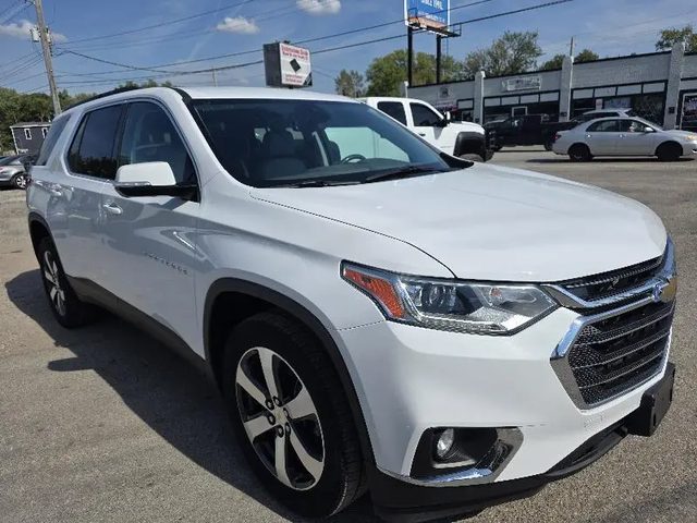 2021 Chevrolet Traverse LT Leather FWD photo
