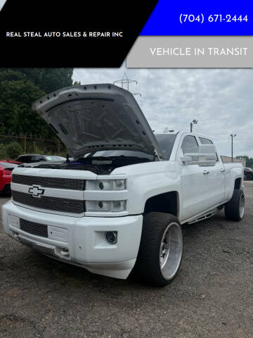 2015 Chevrolet Silverado 2500HD LTZ 4WD photo