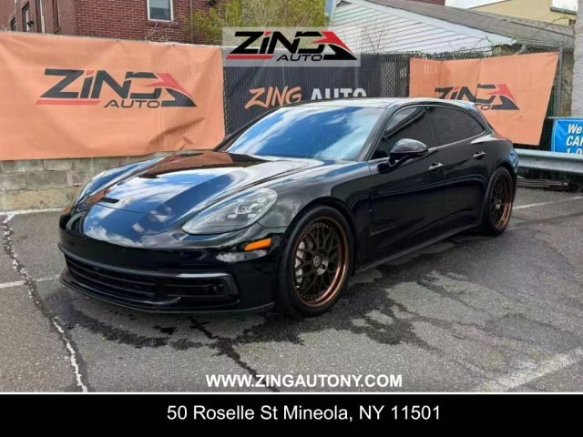 2020 Porsche Panamera 4 AWD photo