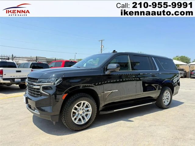 2021 Chevrolet Suburban LT 4WD photo