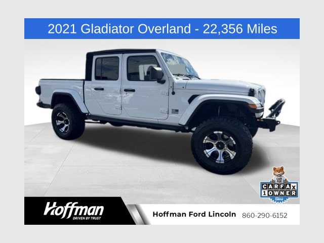 2021 Jeep Gladiator Overland 4WD photo