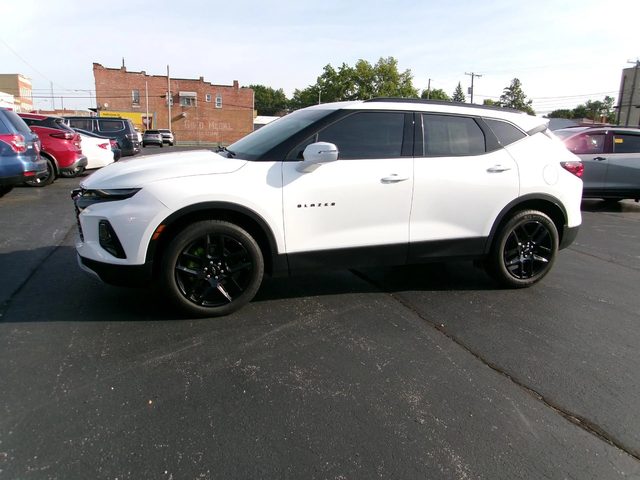 2021 Chevrolet Blazer LT FWD photo