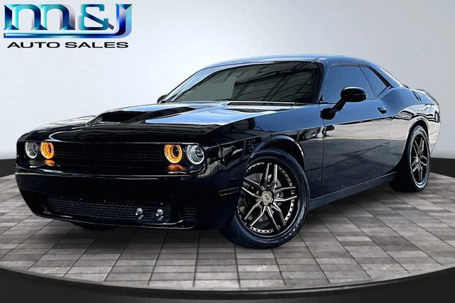 2020 Dodge Challenger R/T RWD photo