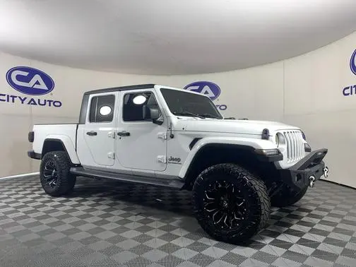 2020 Jeep Gladiator Overland 4WD photo