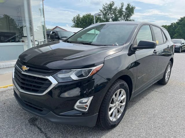2021 Chevrolet Equinox LS FWD photo