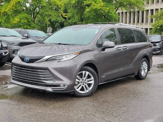 2021 Toyota Sienna Limited FWD photo