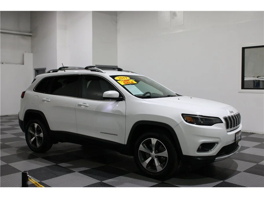 2019 Jeep Cherokee Limited 4WD photo