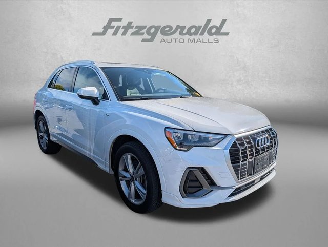 2021 Audi Q3 S line Premium AWD photo