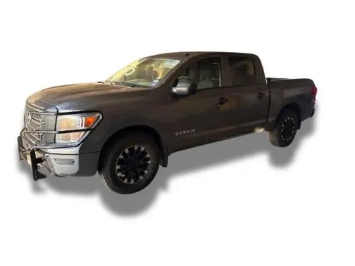 2021 Nissan Titan S RWD photo