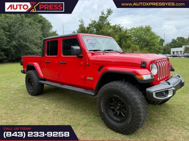 2021 Jeep Gladiator Overland 4WD photo
