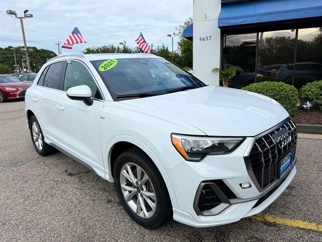 2021 Audi Q3 S line Premium AWD photo