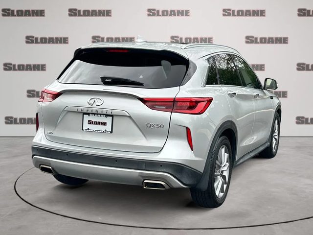 2021 Infiniti QX50 LUXE AWD photo
