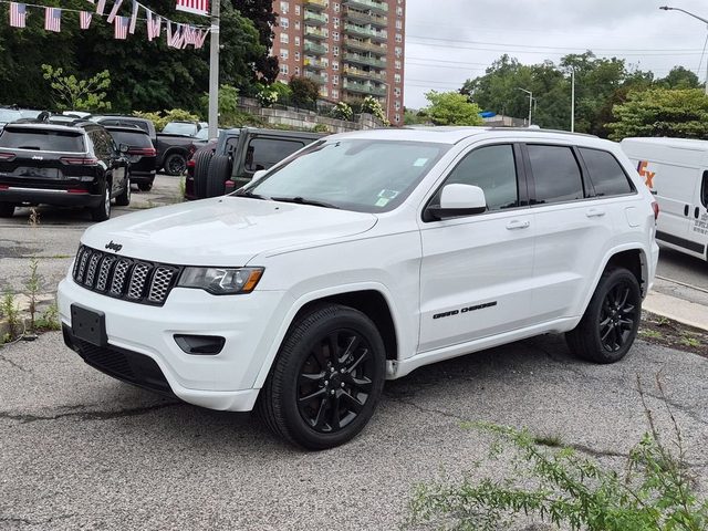 2021 Jeep Grand Cherokee Laredo X 4WD photo
