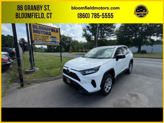 2021 Toyota RAV4 LE AWD photo