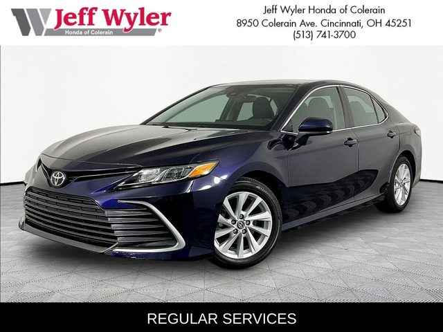 2021 Toyota Camry LE FWD photo