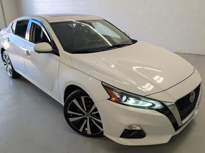 2021 Nissan Altima 2.5 Platinum AWD photo
