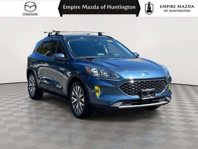 2020 Ford Escape Titanium AWD photo