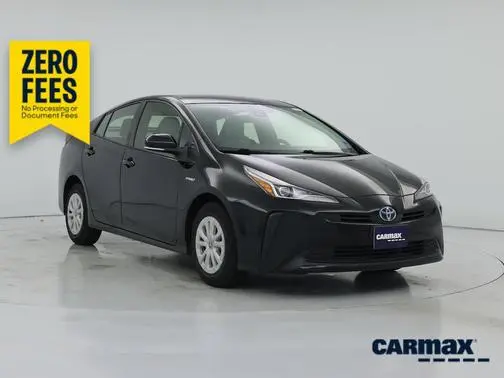 2021 Toyota Prius L Eco FWD photo