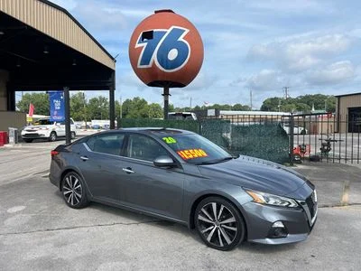 2020 Nissan Altima 2.5 Platinum FWD photo