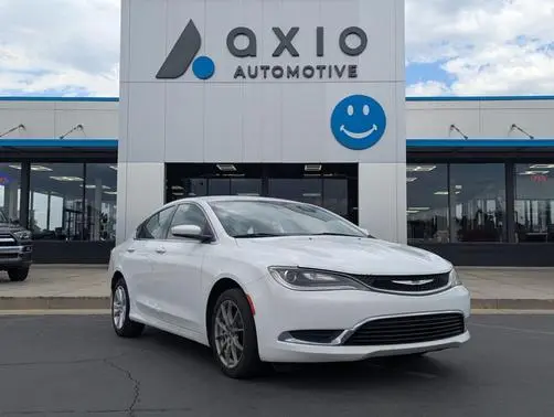 2015 Chrysler 200 Limited FWD photo