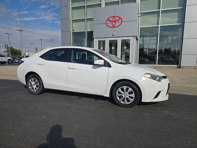 2015 Toyota Corolla L FWD photo