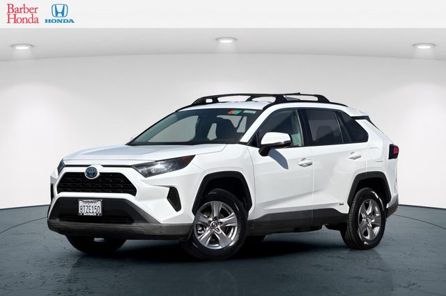 2021 Toyota RAV4 Hybrid LE AWD photo