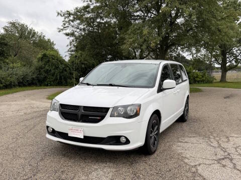 2019 Dodge Grand Caravan SXT FWD photo