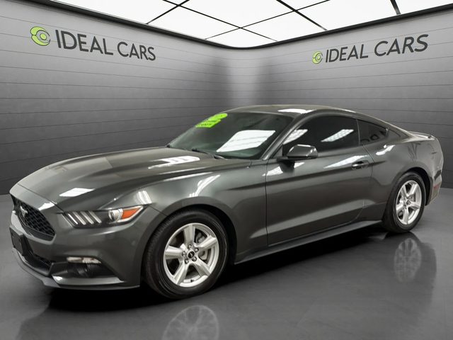 2015 Ford Mustang EcoBoost RWD photo