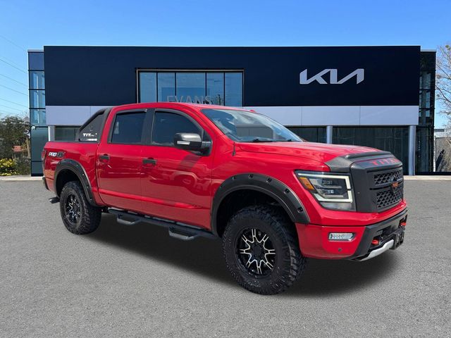 2021 Nissan Titan PRO-4X 4WD photo