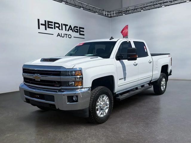 2019 Chevrolet Silverado 2500HD LT 4WD photo