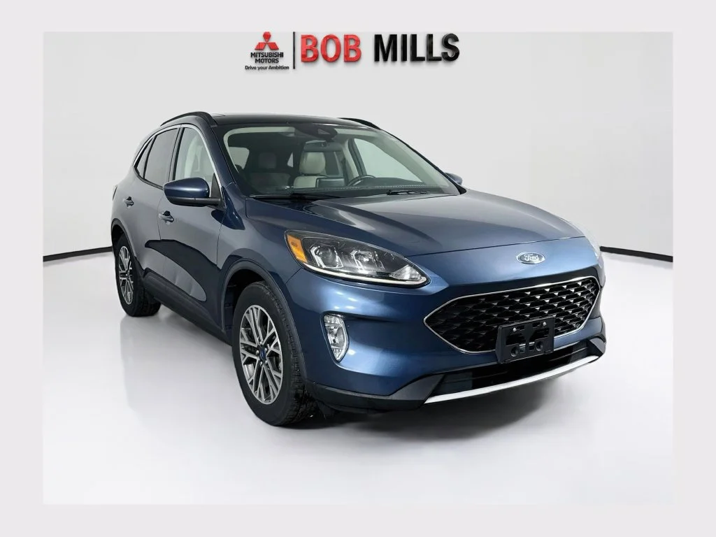 2020 Ford Escape SEL FWD photo