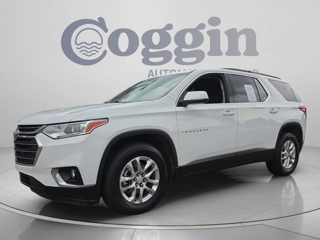 2021 Chevrolet Traverse LT Leather FWD photo