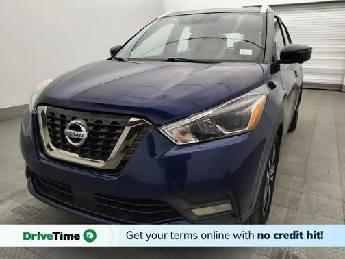 2020 Nissan Kicks SR FWD photo