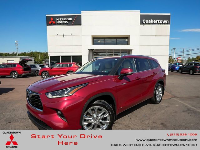 2021 Toyota Highlander Hybrid Limited AWD photo