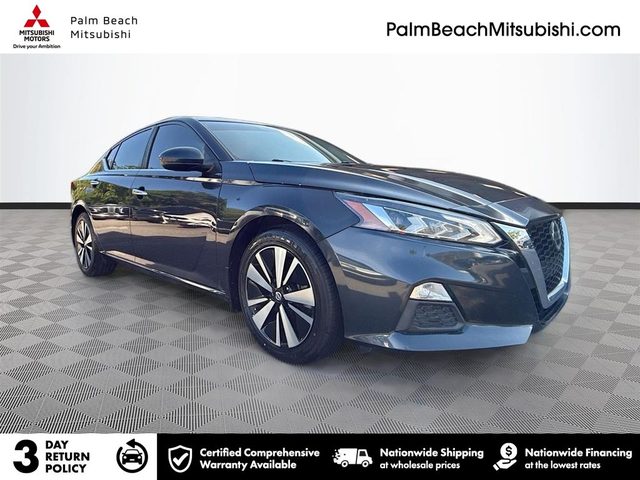 2021 Nissan Altima 2.5 SV FWD photo