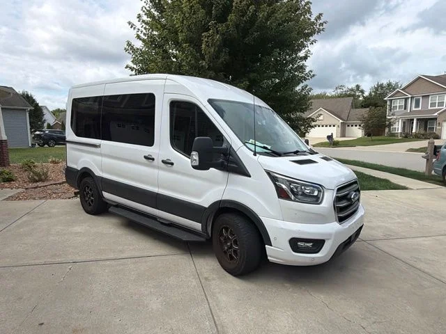 2020 Ford Transit Passenger Wagon XLT RWD photo