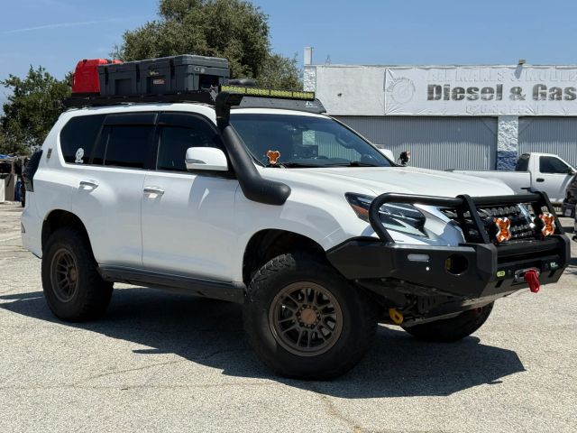 2021 Lexus GX GX 460 Premium 4WD photo