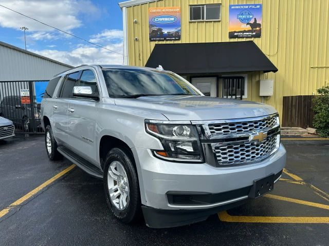 2020 Chevrolet Suburban LT RWD photo