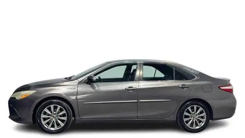 2015 Toyota Camry XLE FWD photo