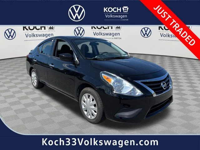 2019 Nissan Versa SV FWD photo