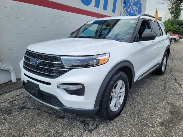 2021 Ford Explorer XLT 4WD photo