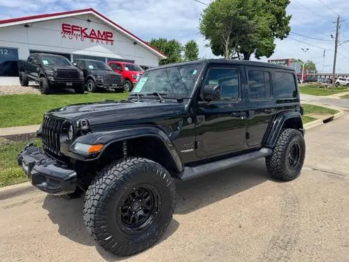 2021 Jeep Wrangler Unlimited Unlimited Sahara High Altitude 4WD photo
