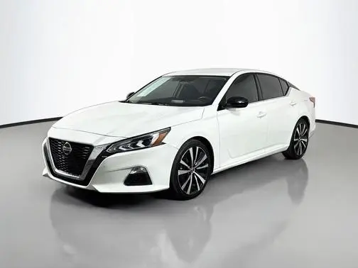 2019 Nissan Altima 2.5 SR FWD photo