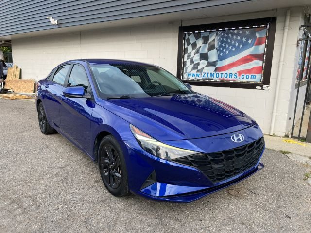 2021 Hyundai Elantra SEL FWD photo